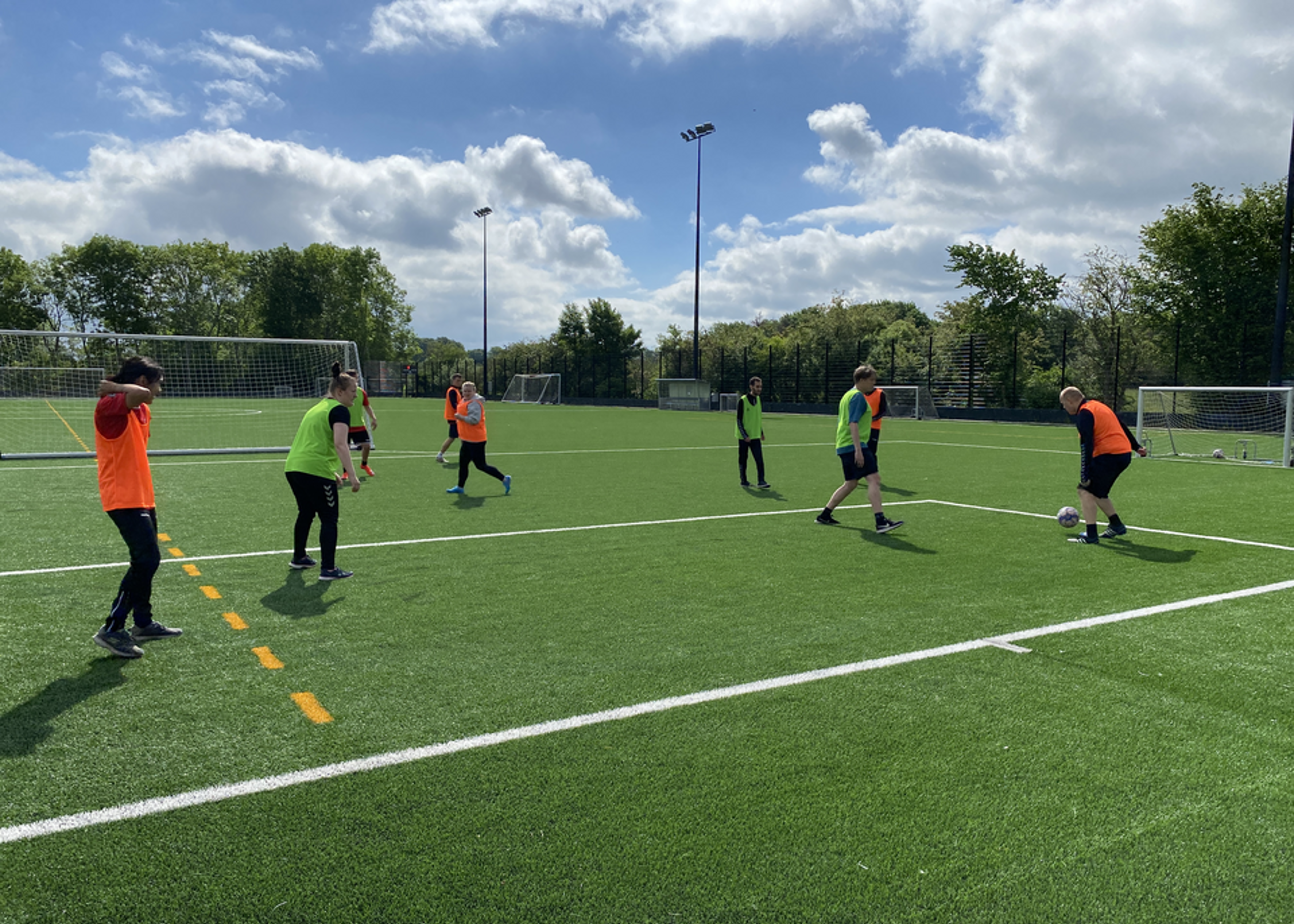 I Roskilde Kommune er fodbold et tilbud til unge ledige