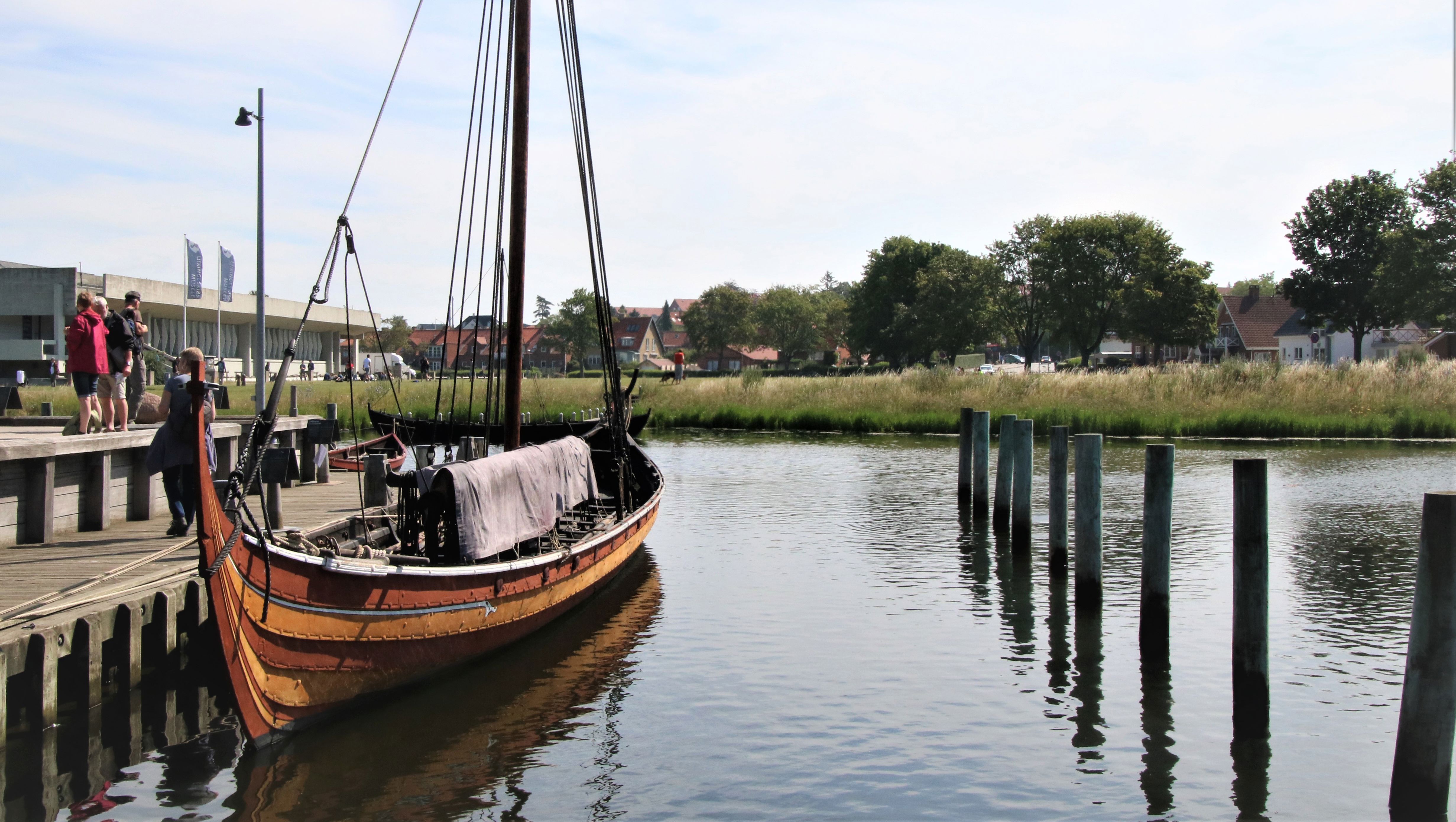 Vikingeskib ved Vikingeskibsmuseet