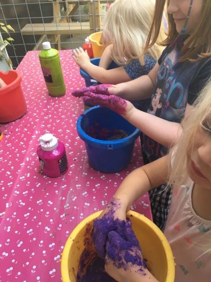 Farveleg og kreativitet